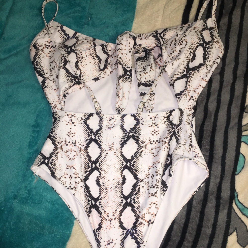 SHEIN Medium Snake Skin Bathing Suit